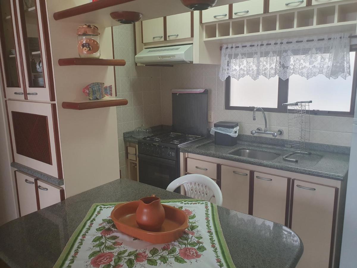 Apartamento 50Mts Praia Dos Ingleses Appartement Florianópolis Buitenkant foto